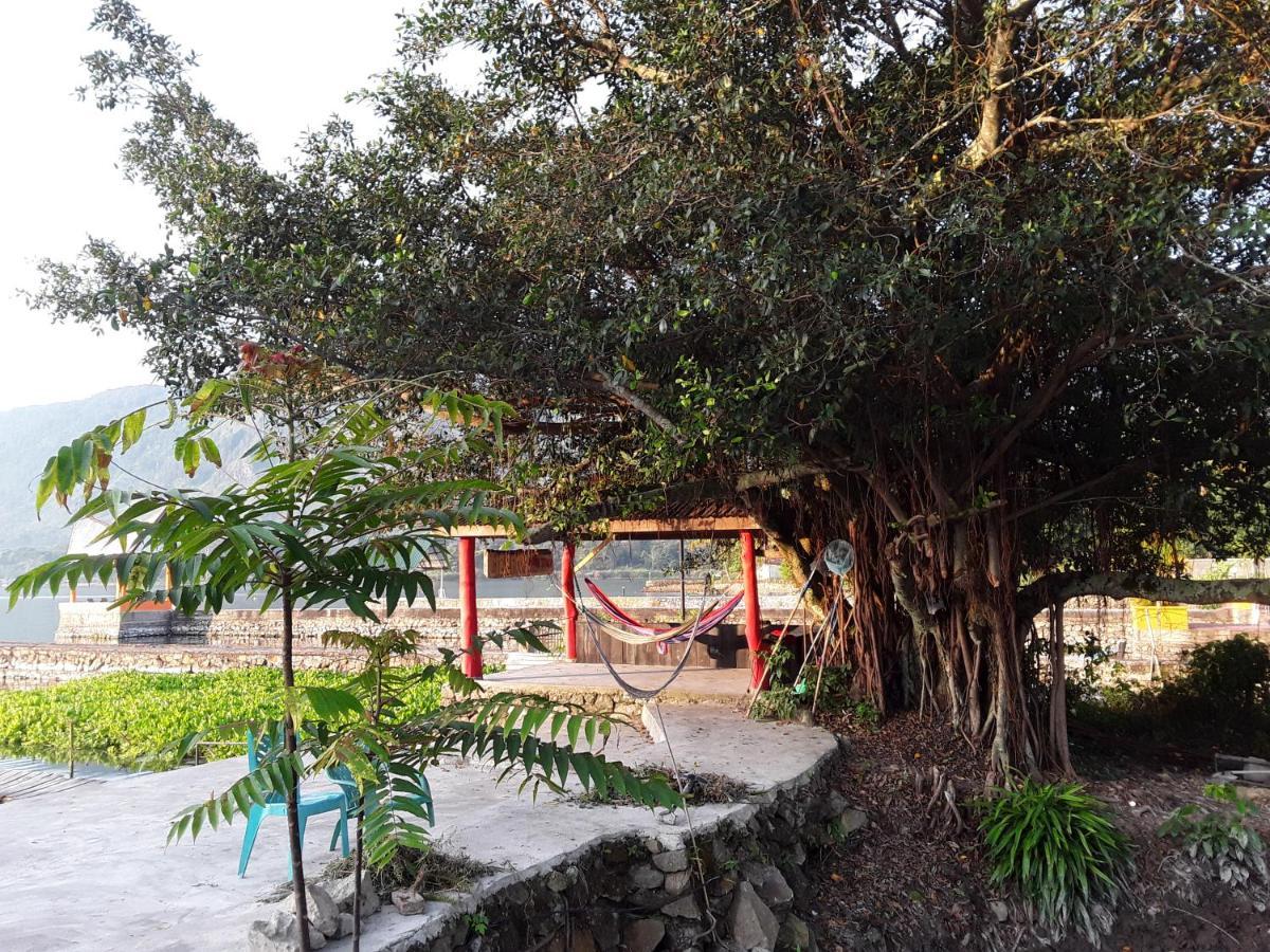 Liberta Homestay Tuk Tuk Exterior foto