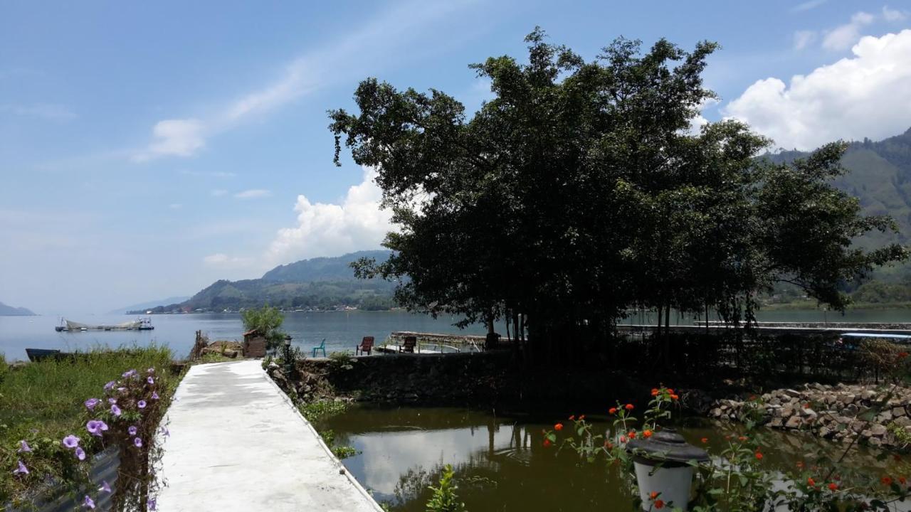Liberta Homestay Tuk Tuk Exterior foto