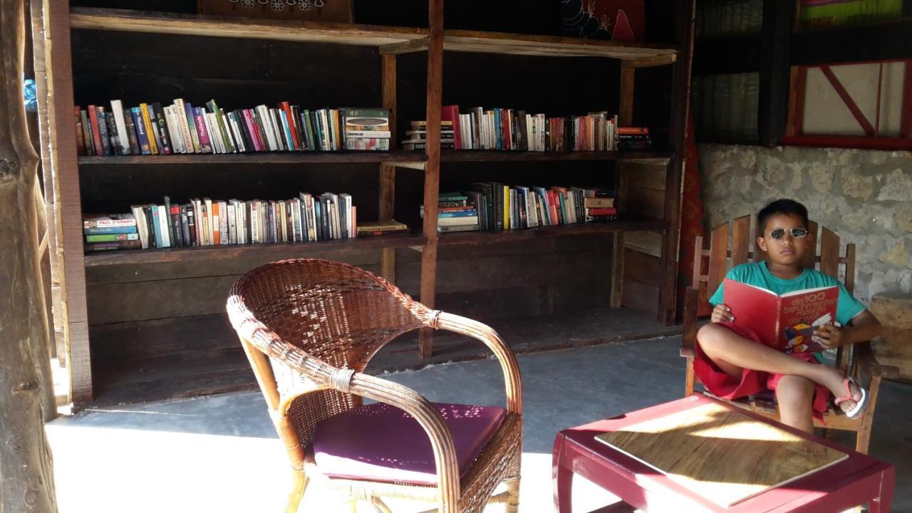 Liberta Homestay Tuk Tuk Exterior foto