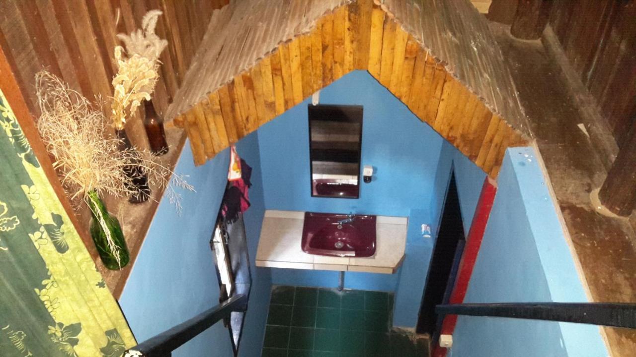 Liberta Homestay Tuk Tuk Exterior foto