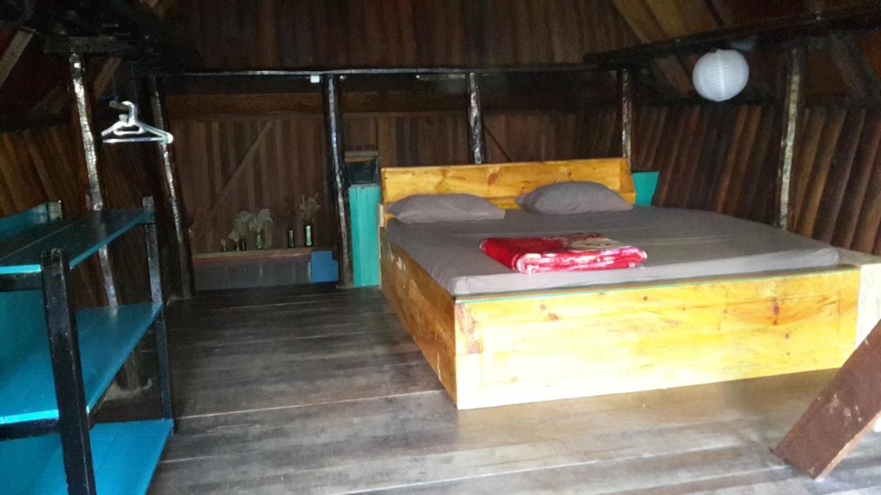 Liberta Homestay Tuk Tuk Exterior foto