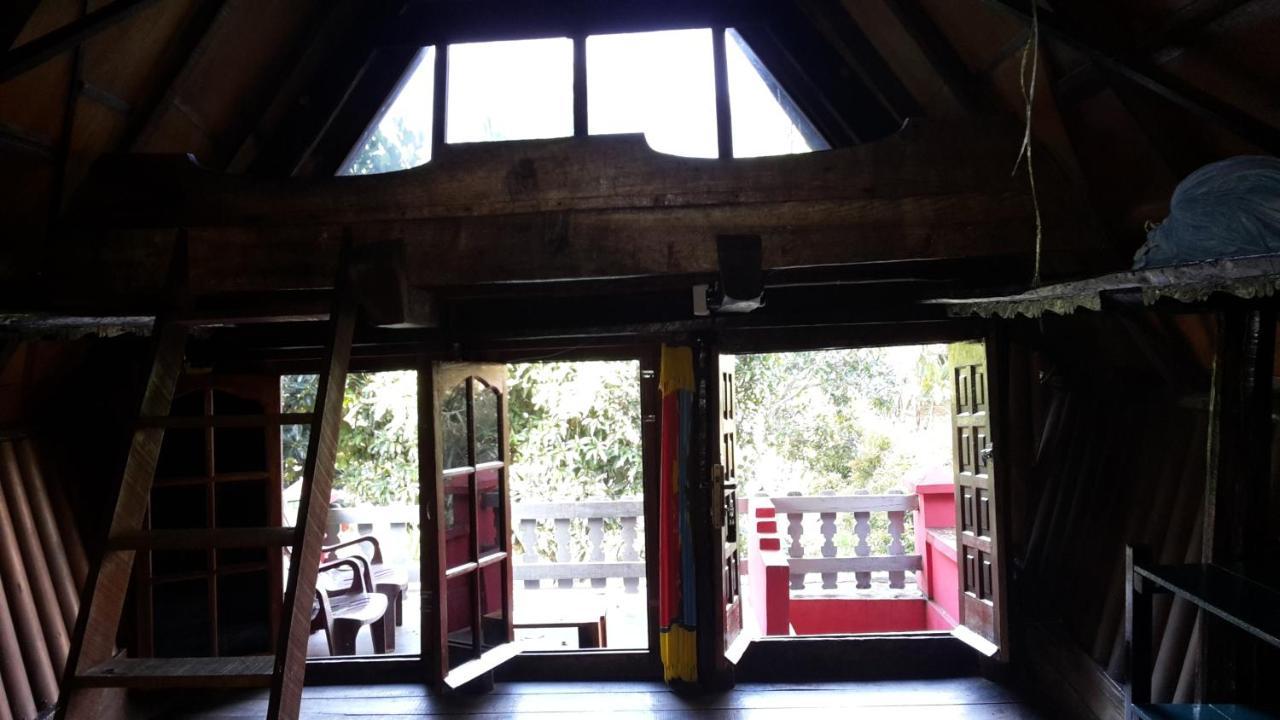 Liberta Homestay Tuk Tuk Exterior foto