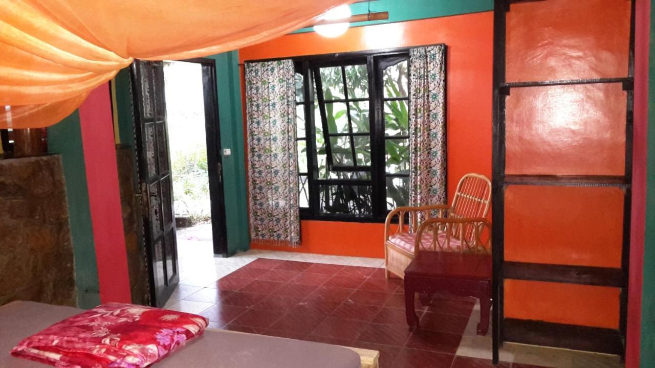 Liberta Homestay Tuk Tuk Exterior foto